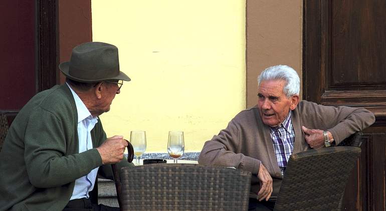 jubilados-charlan-pueblo.jpg