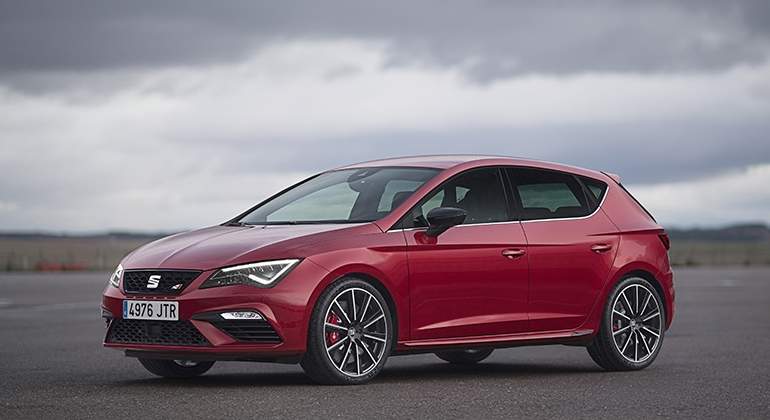 seat-leon-cupra-2017.jpg