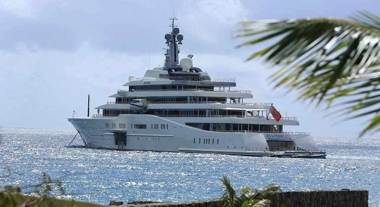 Eclipse-Yate-Abramovich.jpg