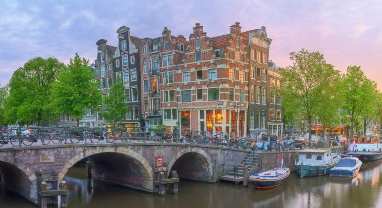 canales-amsterdam-riqueza.jpg