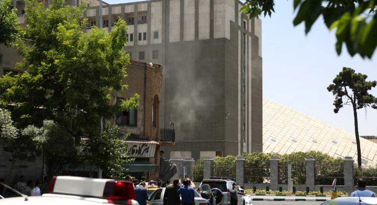 atentado-parlamento-iran-efe.jpg