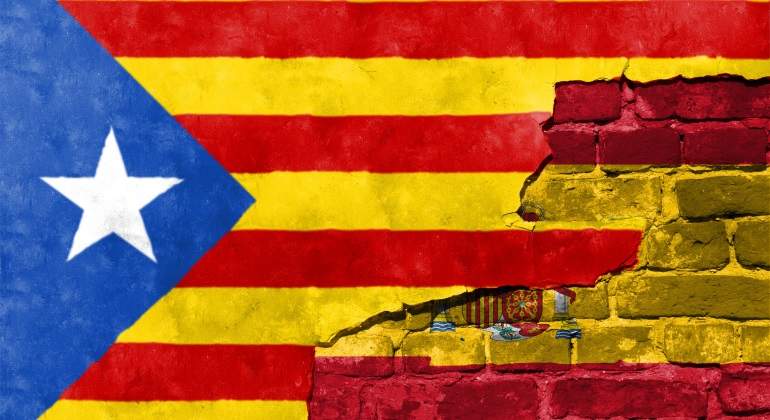 cataluna-espana-pared-ladrillos.jpg