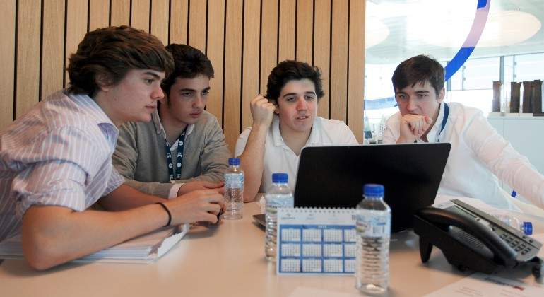 Participantes-Young-Business-Talents-1-1.jpg