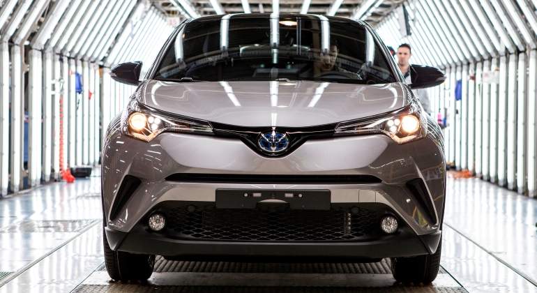 toyota-fabrica-europa.02.jpg