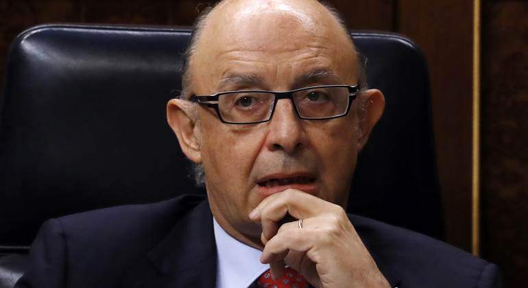 montoro-pensativo-congreso.jpg