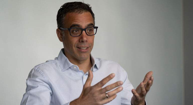 Juan-Manuel-Rodriguez-Impassive-Wealth.jpg