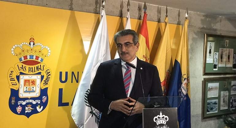 roman-rodriguez-canarias.jpg
