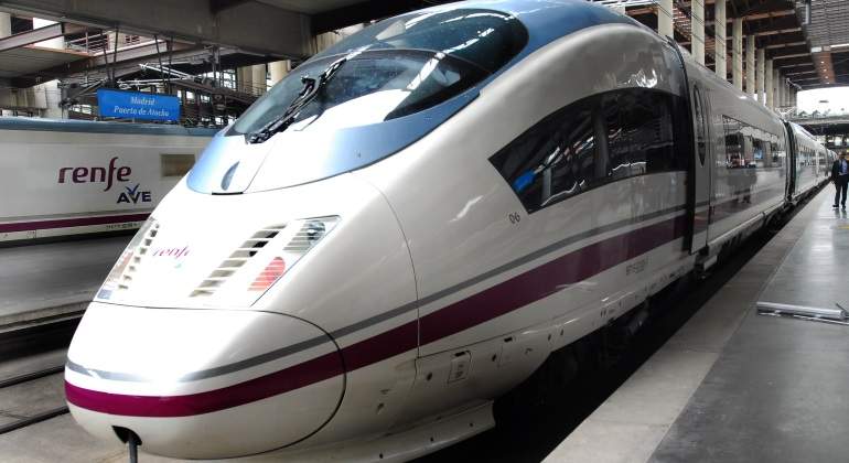 ave-tren.jpg