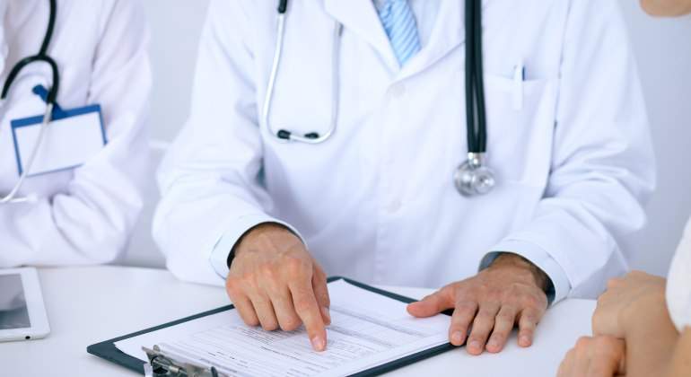 medico-poliza-seguro-dreamstime.jpg
