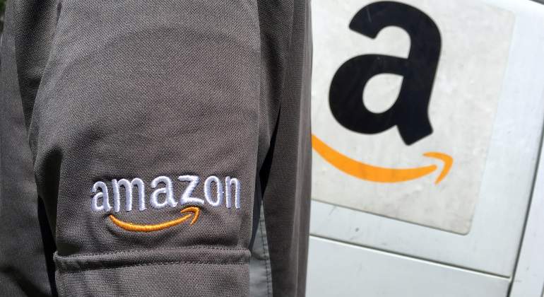 Amazon-reuters-770.jpg