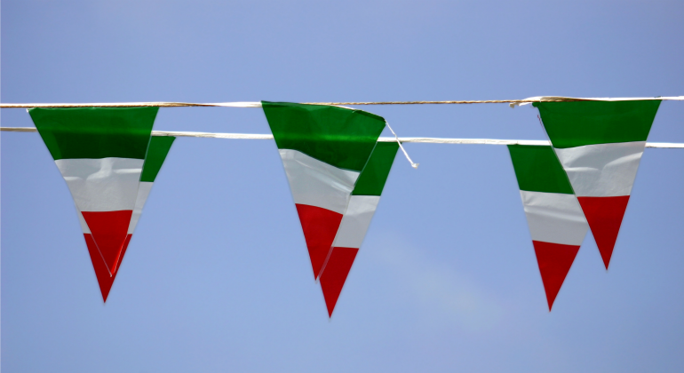 italia-banderas.png