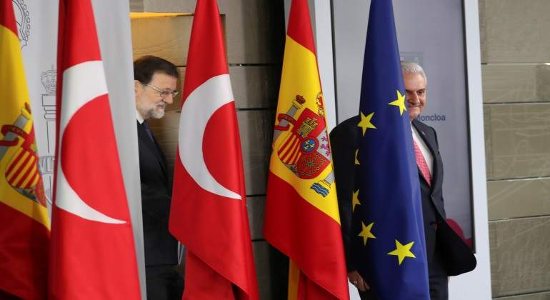 Yildirim-y-rajoy-reuters.jpg