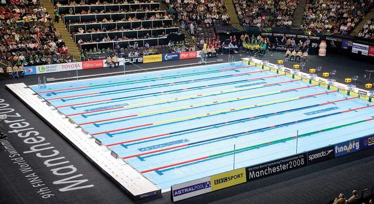 piscina-fluidra-manchester-770x420.jpg