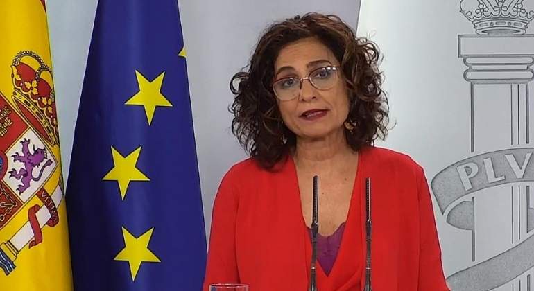 maria-jesus-montero-rueda-prensa-coronavirus-10mayo2020-efe-770x420.jpg