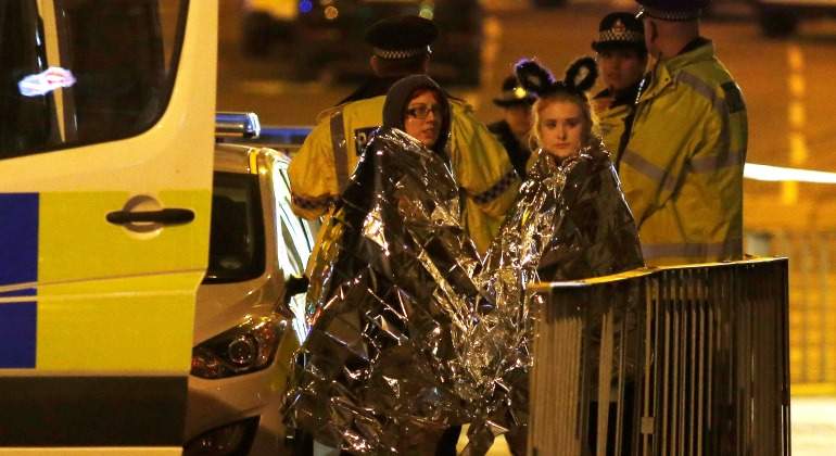 Atentado-Manchester-Personas-atentidas-ambulancia-2017-reuters.jpg