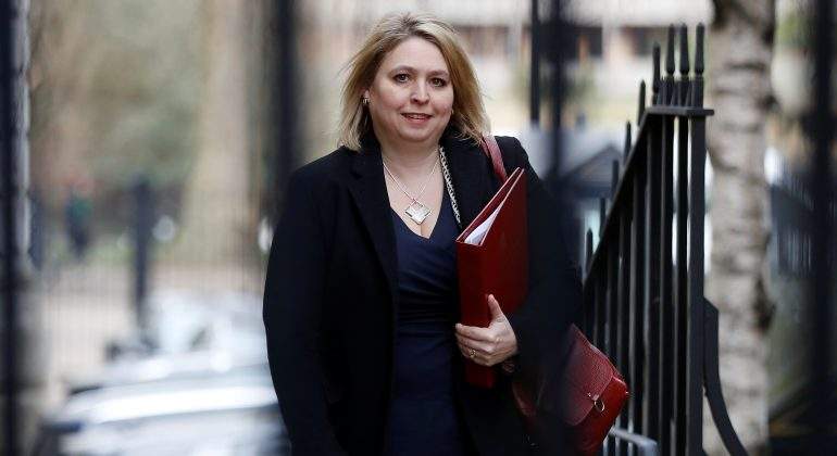 Karen-Bradley-ministra-irlanda-norte-reuters.jpg
