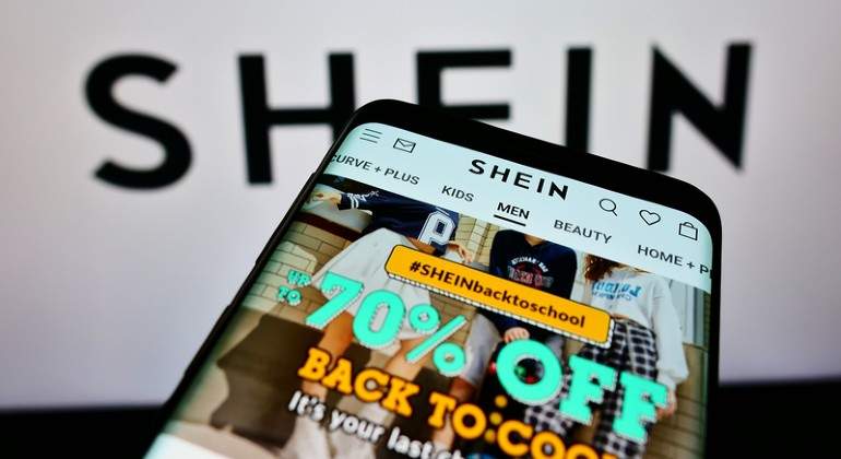 shein-dreamstime.jpg