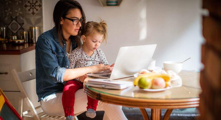 Santander_Teletrabajo_iStock