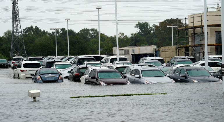 harvey-coche-inundacion-770.jpg