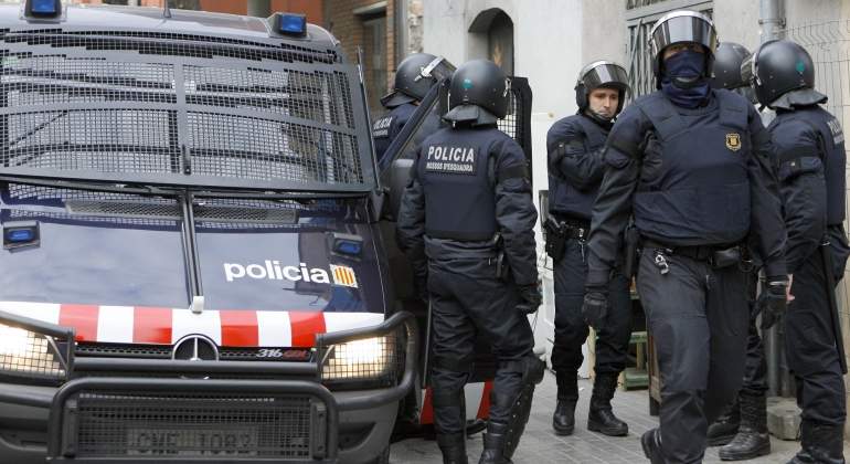 mossos-efe.jpg