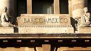 Funciona la estrategia del Banco de México: resiste impacto al tipo de cambio y aumenta sus reservas