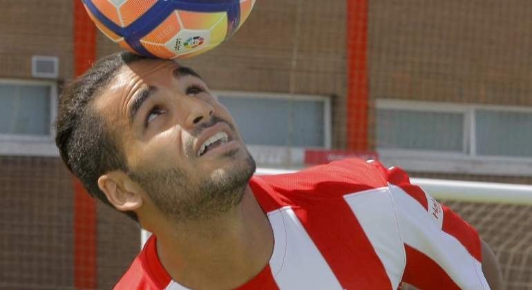 douglas-sporting.jpg