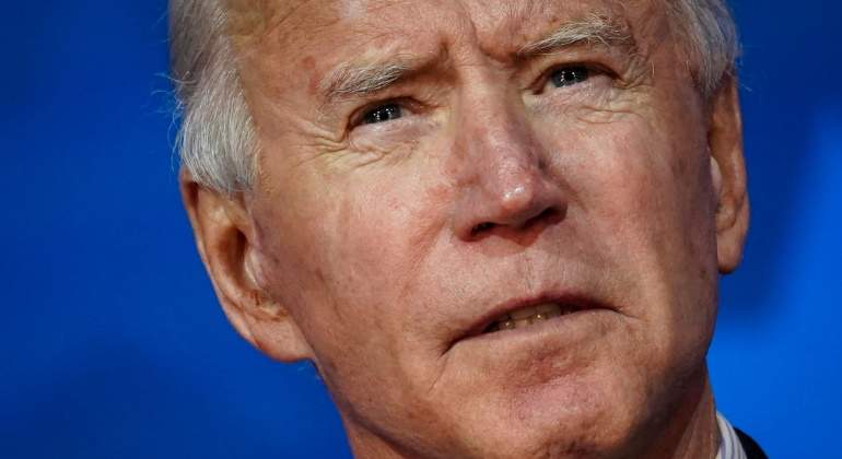 joe-biden-eeuu-fondo-azul-de-cerca-getty-770x420.jpg