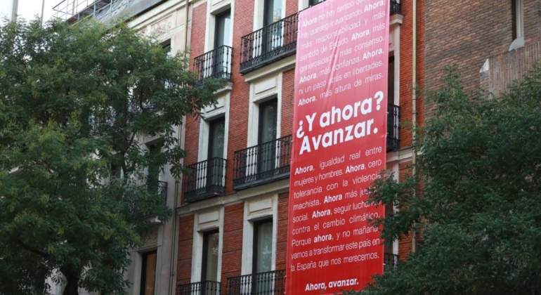 psoe-lema-10N-ferraz.jpg