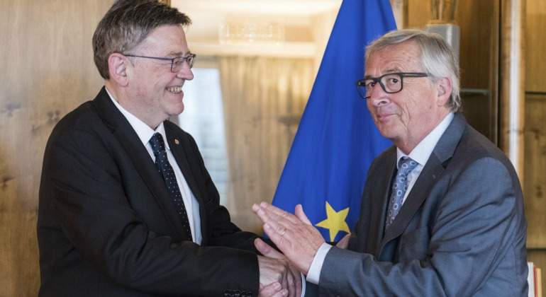 JUNCKER222.jpg