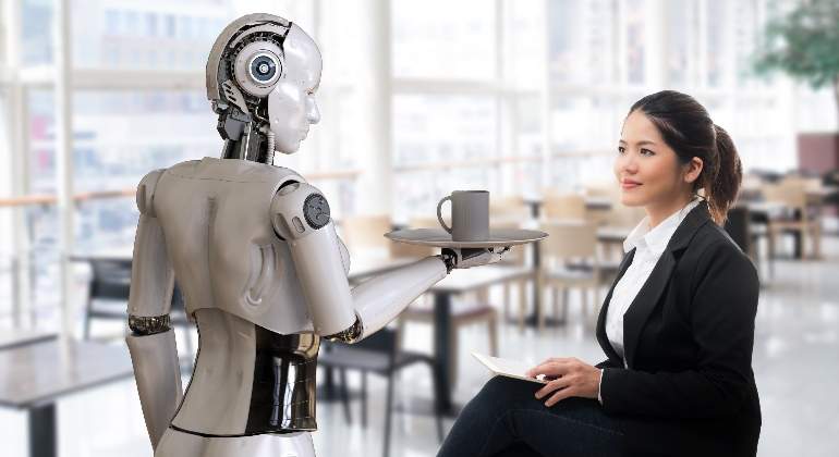 camarero-robot.jpg