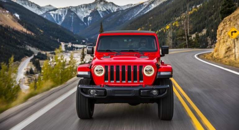 jeep-wrangler-2018-1.jpg