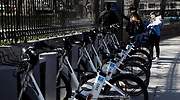 Madrid fomenta el uso de la bicicleta en su desescalada mientras vela por la apertura de las piscinas