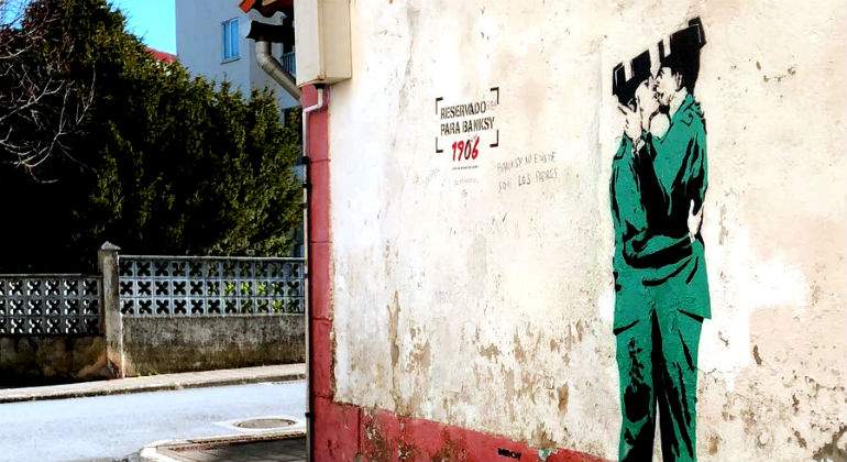 banksy-ferrol-guardias.jpg
