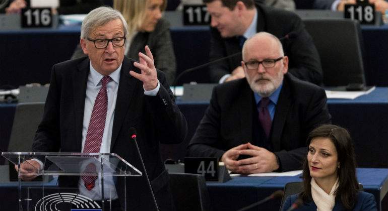 juncker-parlamento-europeo-enero.jpg