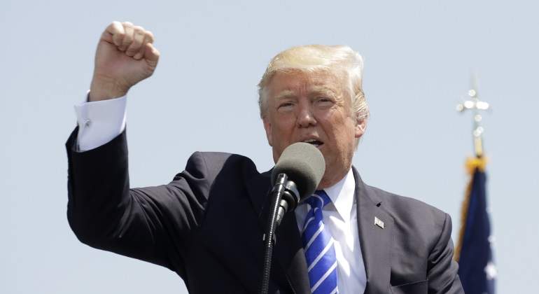 trump-mayo2017-reuters.jpg