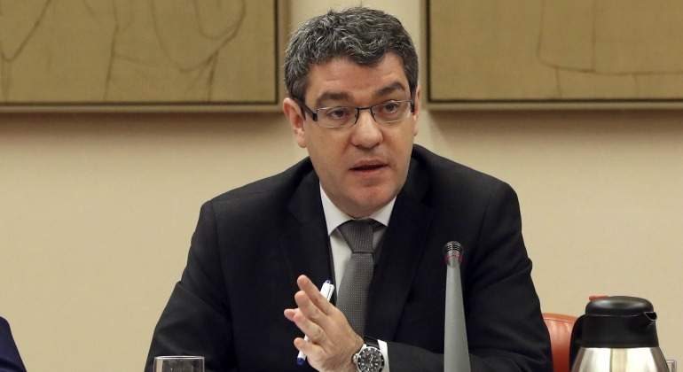 alvaro-nadal-congreso.jpg