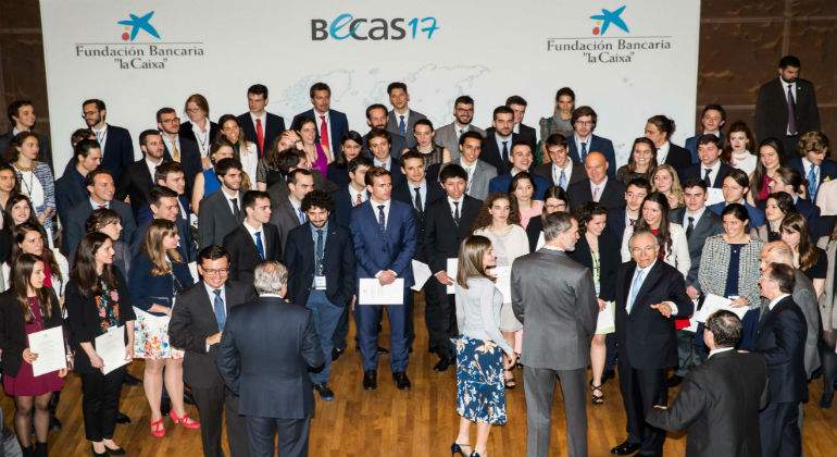 Entrega-Becas-la-Caixa--10-04-18-09111111111111.jpg