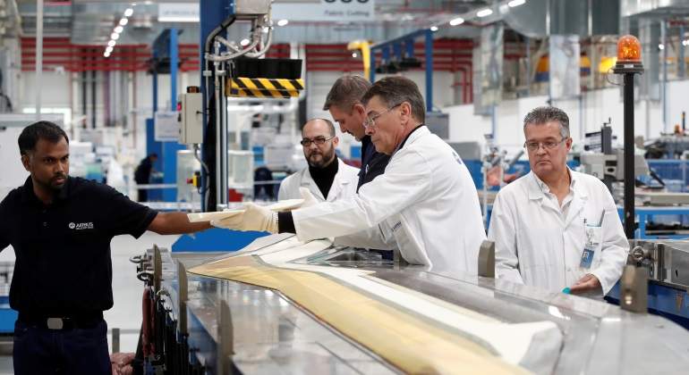 TRABAJADORES--REUTERS.jpg