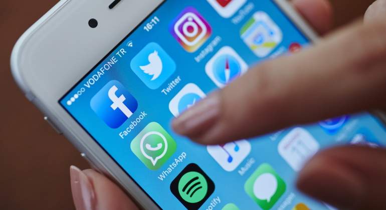 whatsapp-delitos-movil.jpg