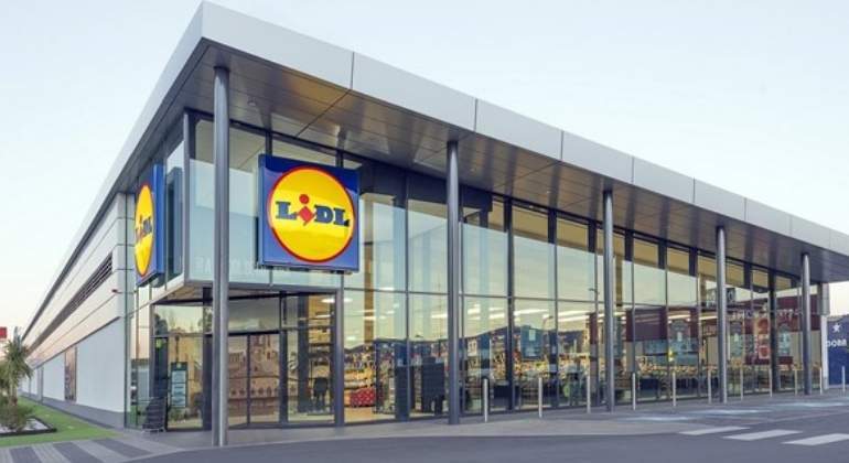 lidl-tienda-cristalera.jpg