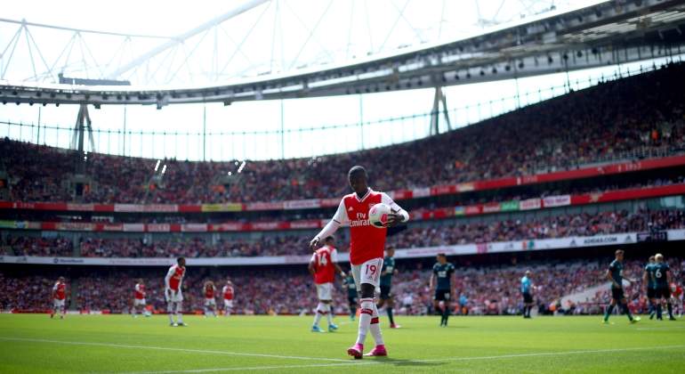 pepe-arsenal-emirates-stadium-getty.jpg