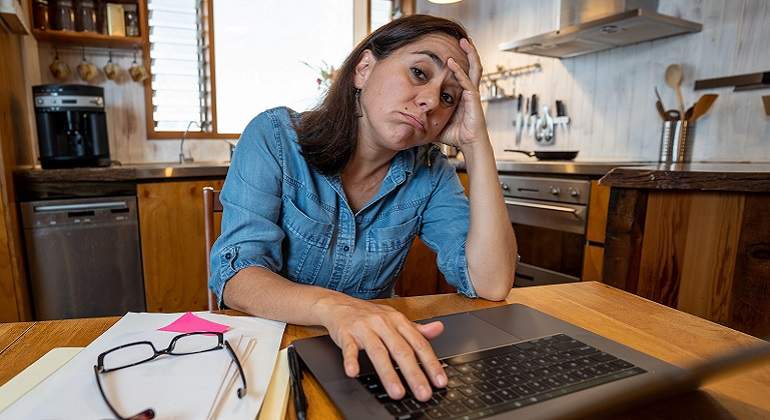 teletrabajo-mujer-gastos.jpg