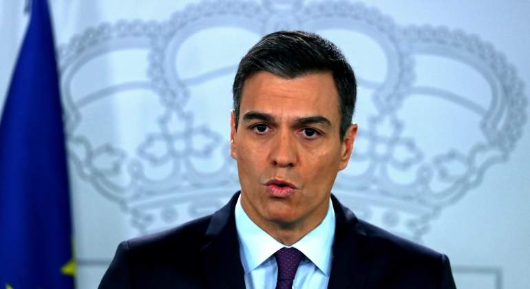 sanchez-pedro-bandera-azul--reuters.jpg