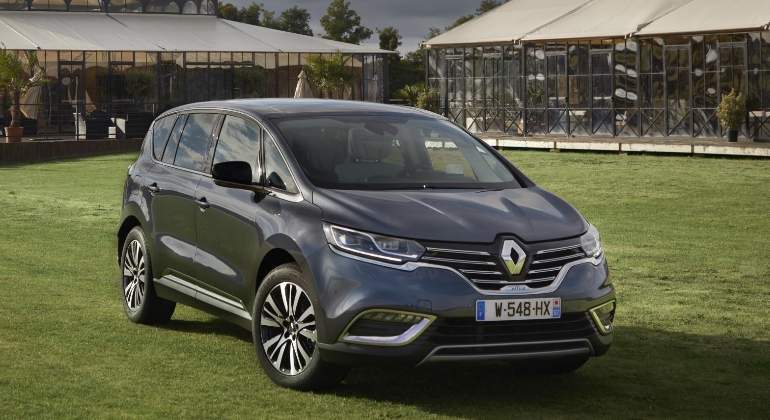 renault-espace-2017-01.jpg