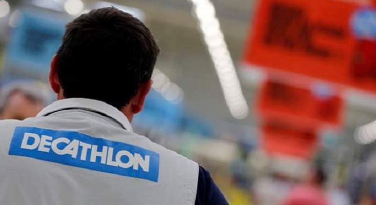 decathlontrabajador.jpg