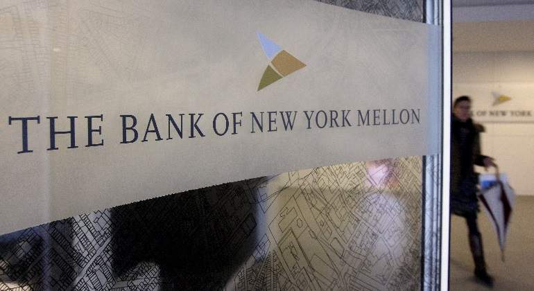 bny-mellon-logo-reuters-770x420.jpg