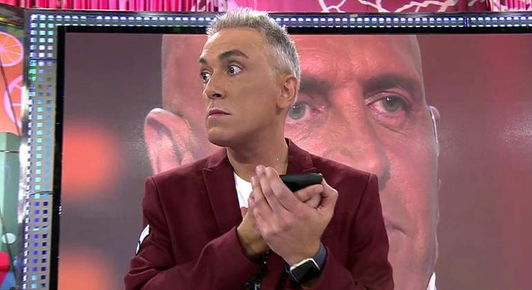kiko-matamoros-salvame-mierda.jpg