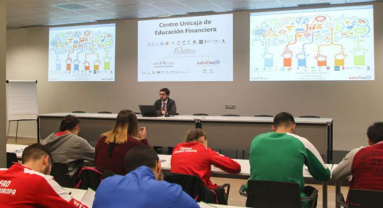 Charla-Edufinet-11111111111111111111.jpg