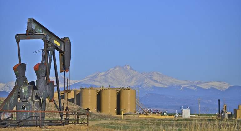 martillos-paisaje-petroleo.jpg