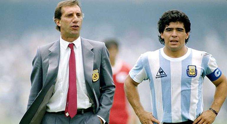 Bilardo-y-Maradona-durante-el-Mundial-en-1986-Foto-EFE.jpg
